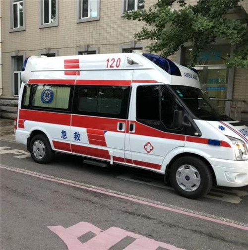 汕头选择我们的救护车出租，开启安心转院之旅